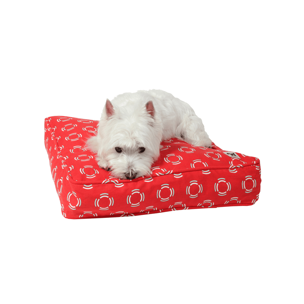 Molly Mutt Bed & Furniture Cama Duvet “Lady in Red”