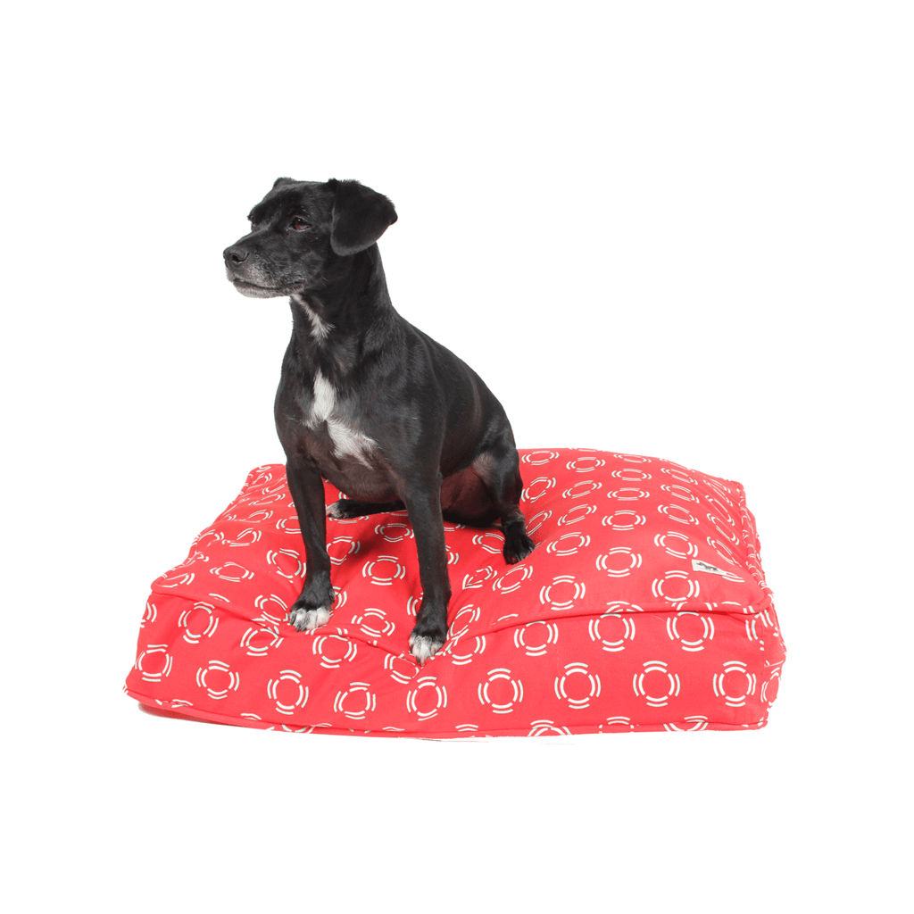 Molly Mutt Bed & Furniture Extra-Large Cama Duvet “Lady in Red”